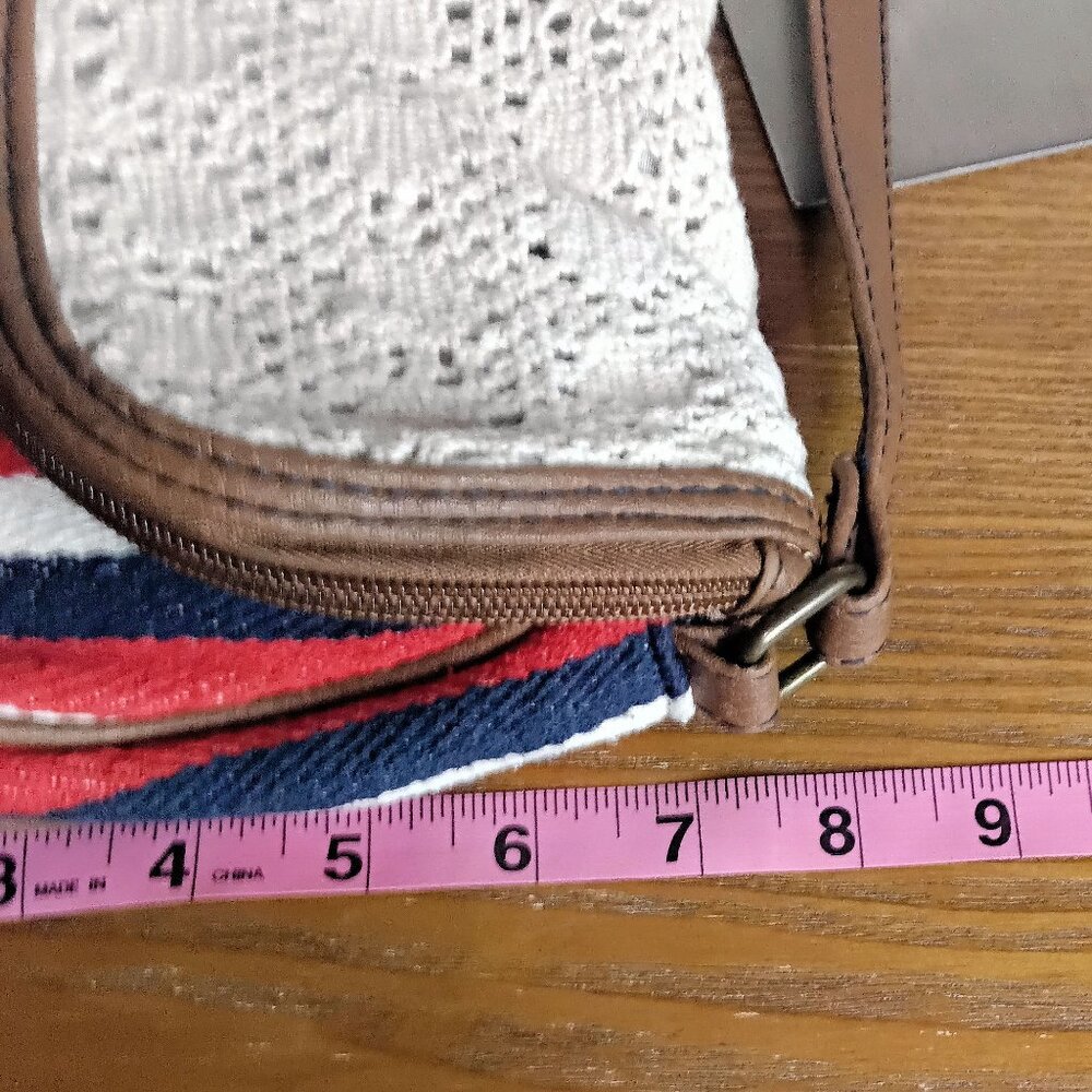 American Eagle Crossbody Bag - Picture 8 of 9